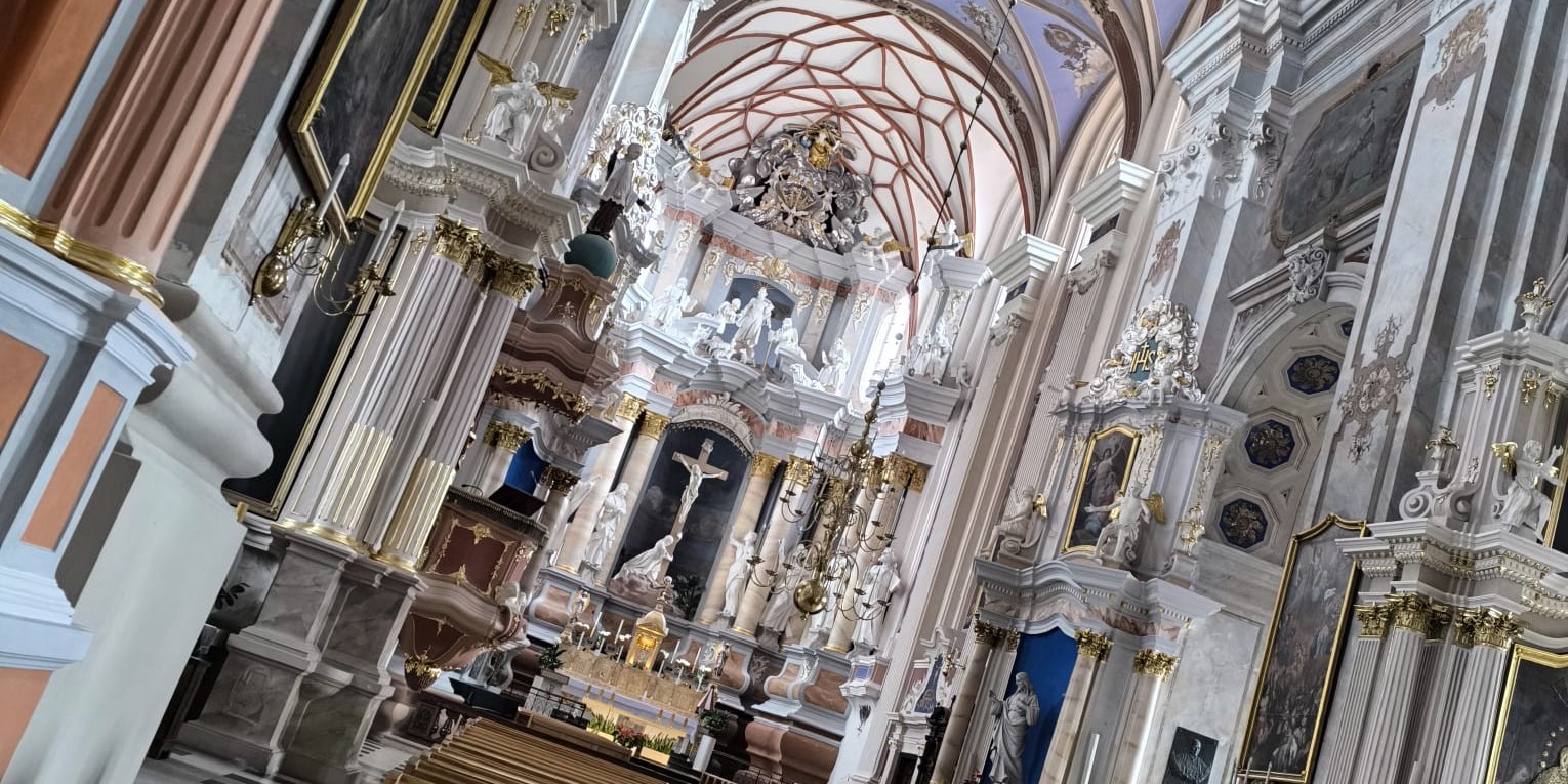 old church interior with sacred architecture creating calm peaceful mental state
